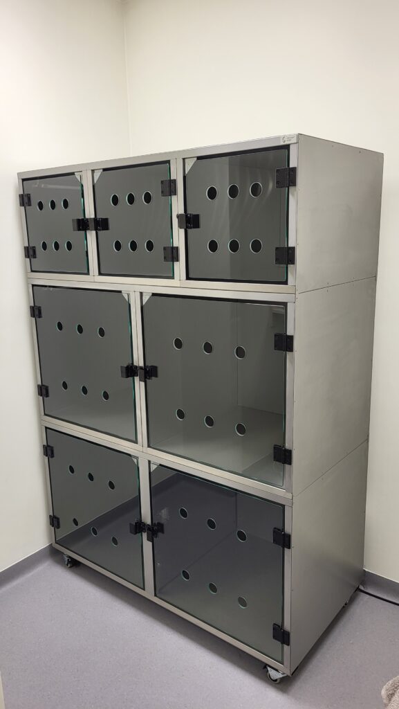 Gotowa szafa weterynaryjna vetcraftsteel